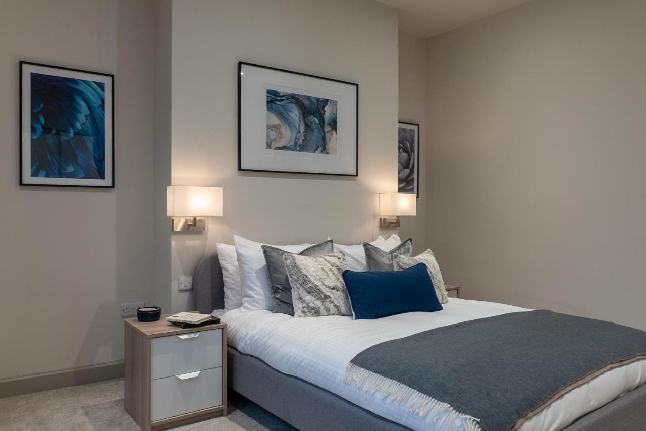 Spring Mount Huge Luxury Full Apartment- Harrogate Centre-Two Extremely Comfy Kingsize Bedrooms-Fully Equipped Modern Kitchen-Cosy Living Room With Huge Tv Экстерьер фото