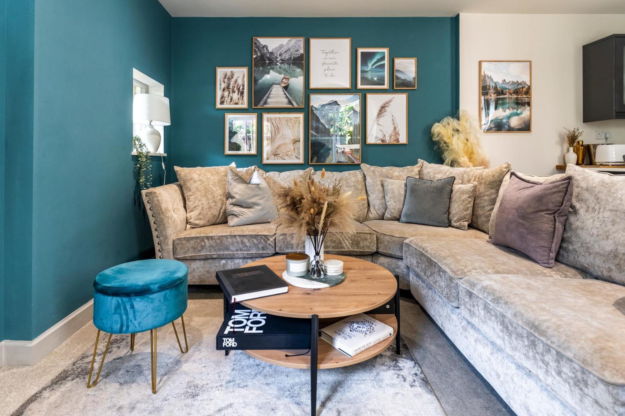 Spring Mount Huge Luxury Full Apartment- Harrogate Centre-Two Extremely Comfy Kingsize Bedrooms-Fully Equipped Modern Kitchen-Cosy Living Room With Huge Tv Экстерьер фото